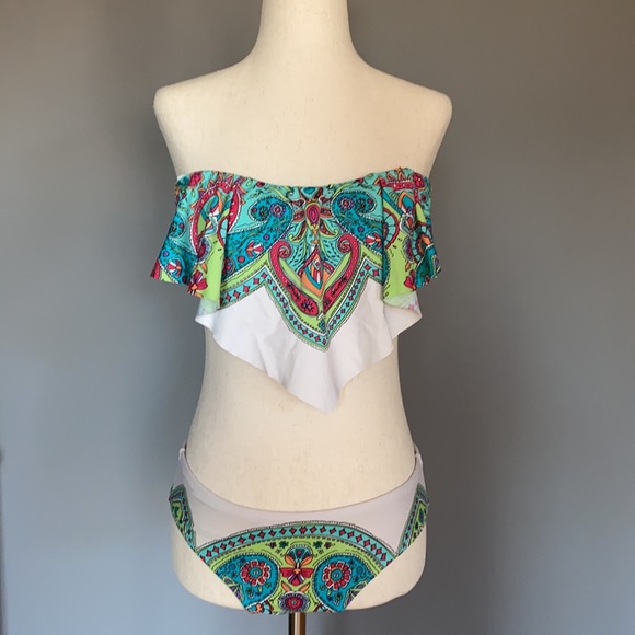 APT. 9 Boho Halter Ruffle Strap or Strapless Bikini - Picture 4 of 10